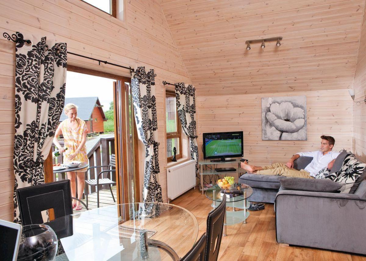 Nunland Hillside Lodges Holywood  Exterior foto