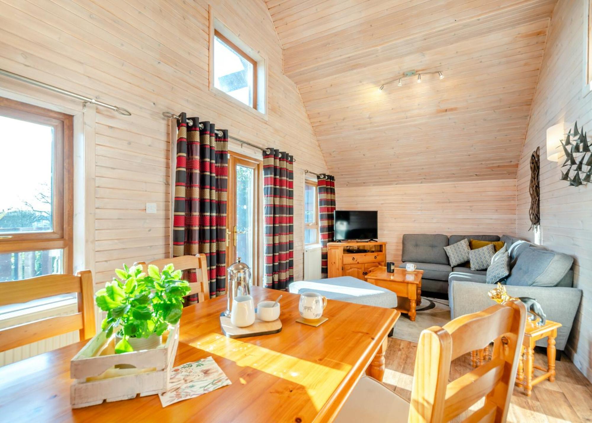 Nunland Hillside Lodges Holywood  Exterior foto