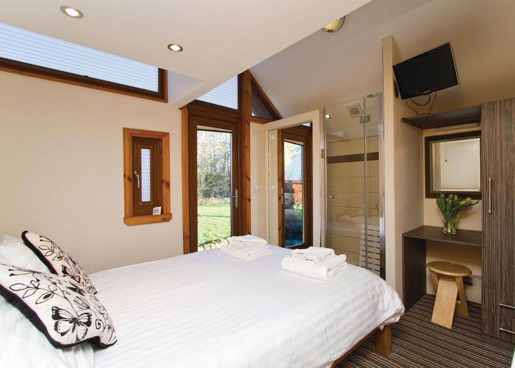 Nunland Hillside Lodges Holywood  Habitación foto